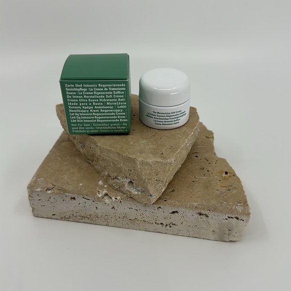 NIB. La Mer. The Soft Cream. 7 mL. - Picture 2 of 2